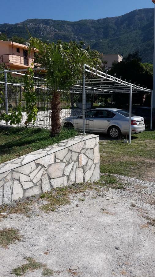 Apartments Music Sutomore Exterior foto