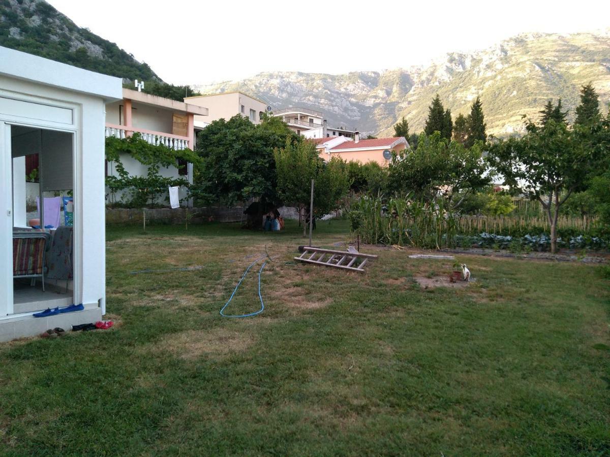 Apartments Music Sutomore Exterior foto